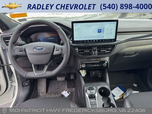 Used 2025 Ford Escape ST-Line w/ Equipment Group 301A FWD image 32