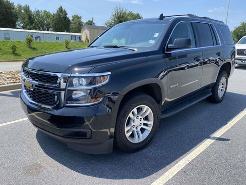 Used 2018 Chevrolet Tahoe LT RWD image 3