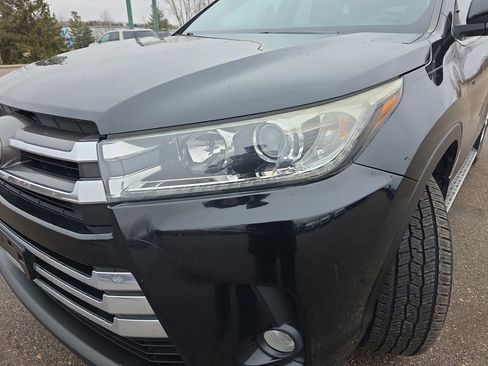 Used 2018 Toyota Highlander Limited image 33