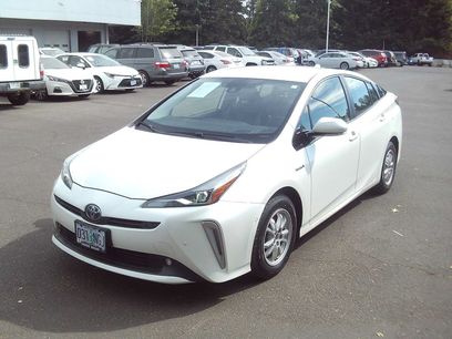 Used 2020 Toyota Prius XLE w/ Advanced Technology Package