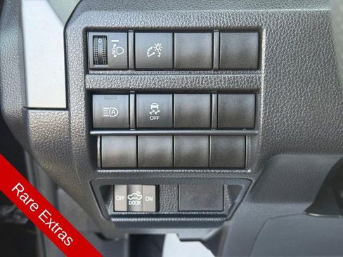 Used 2024 Toyota Tacoma SR5 AWD/4WD image 22
