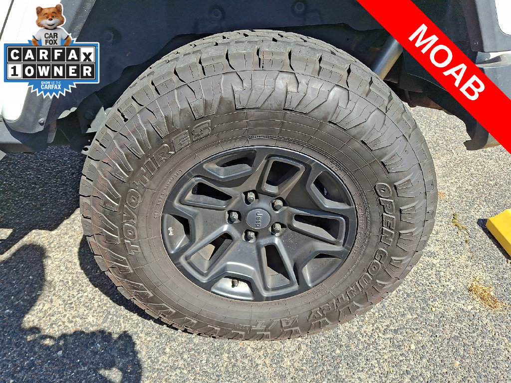Used 2018 Jeep Wrangler Unlimited Sahara w/ Quick Order Package 24M Moab AWD/4WD image 7
