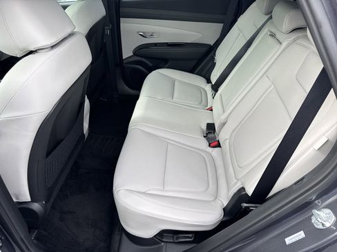 Used 2025 Hyundai Tucson Limited image 20