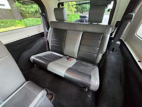 Used 2010 Jeep Wrangler Rubicon w/ Dual Top Group AWD/4WD image 21
