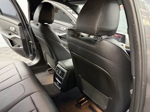 Used 2021 BMW 330i Sedan w/ Convenience Package RWD image 43