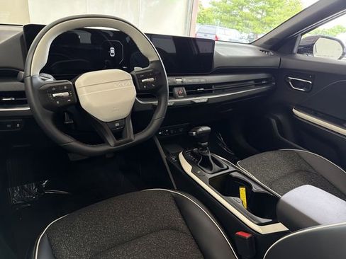 Used 2025 Kia K4 GT-Line FWD image 17