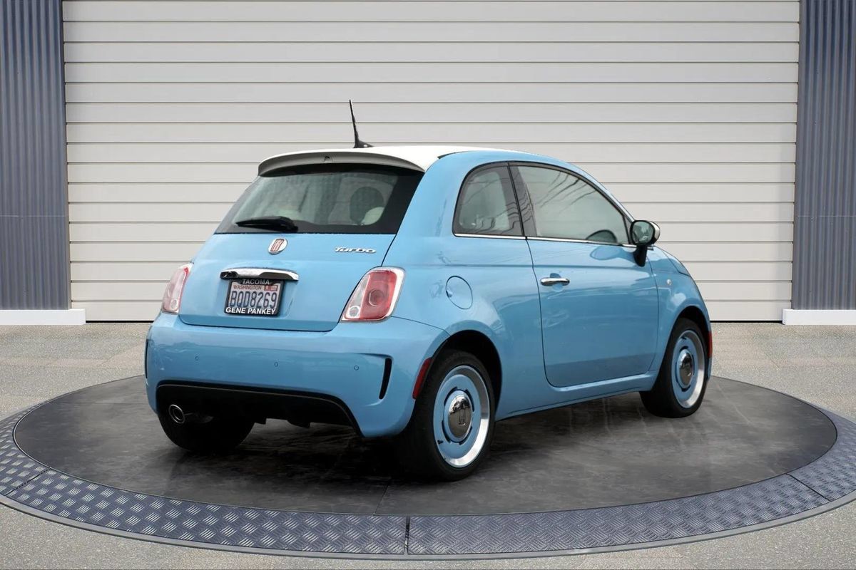 Used 2019 FIAT 500 Lounge FWD image 7