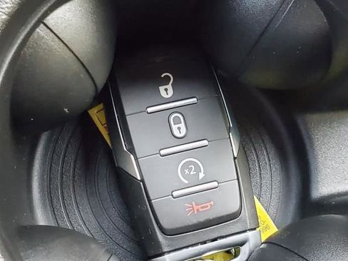 Used 2025 RAM 3500 Big Horn image 24