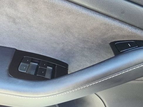 Used 2018 Tesla Model 3 Long Range RWD image 18