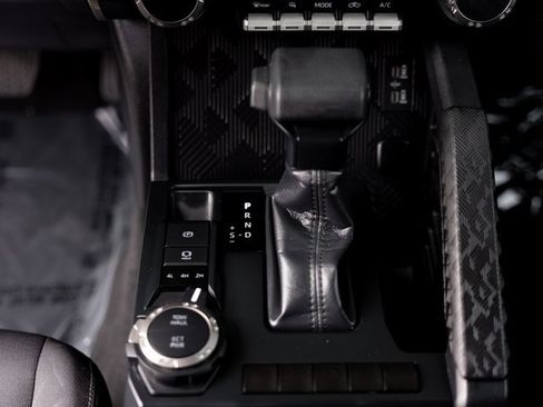 Used 2024 Toyota Tacoma SR5 image 21