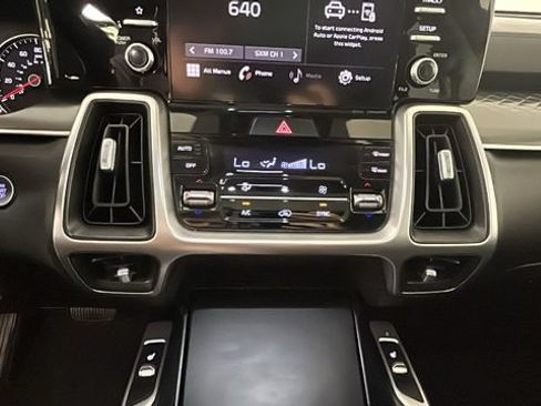Used 2021 Kia Sorento S w/ Panoramic Sunroof Package FWD image 22