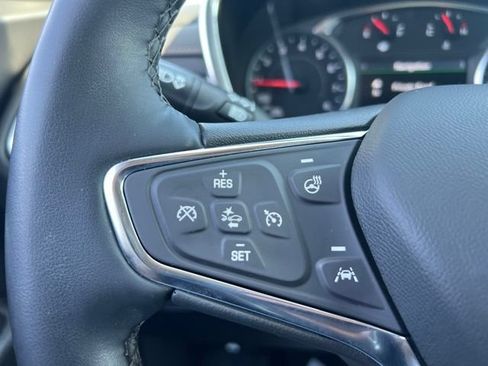 Used 2024 Chevrolet Equinox Premier AWD/4WD image 24