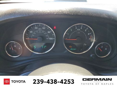 Used 2012 Jeep Wrangler Unlimited Rubicon w/ Dual Top Group image 25