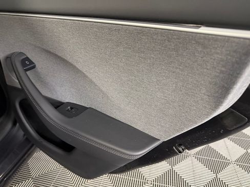 Used 2025 Tesla Model 3 Long Range RWD image 30