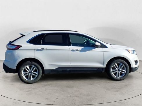Used 2016 Ford Edge SEL w/ Equipment Group 201A AWD/4WD image 6