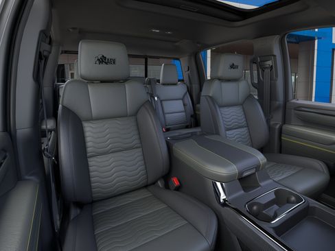 New 2026 Chevrolet Silverado 2500 ZR2 image 16