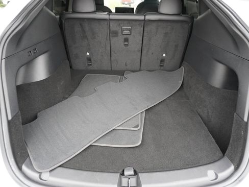 Used 2022 Tesla Model Y Performance image 11