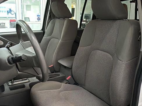 Used 2019 Nissan Frontier SV w/ Value Truck Package image 21