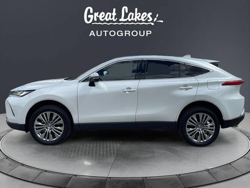 Used 2024 Toyota Venza Limited AWD/4WD image 2