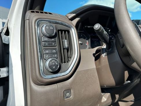 Used 2022 GMC Sierra 2500 Denali image 42