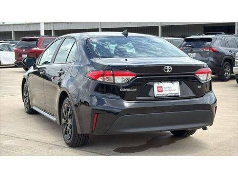 Used 2024 Toyota Corolla LE FWD image 4