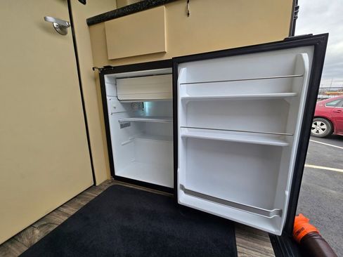 Used 2020 Mercedes-Benz Sprinter 3500 image 16