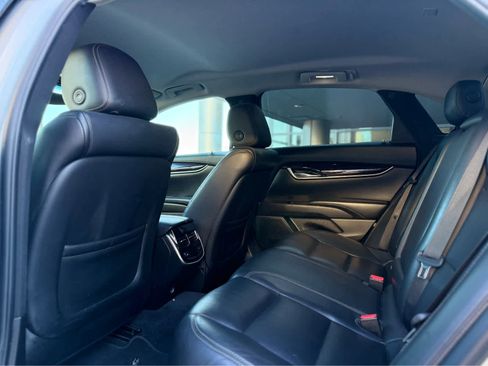 Used 2017 Cadillac XTS Luxury image 6