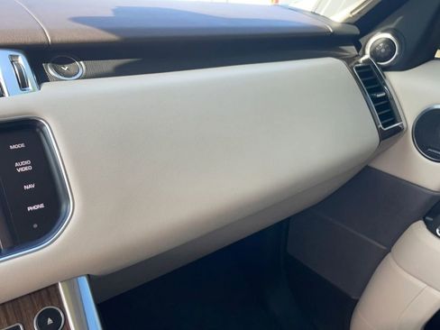 Used 2014 Land Rover Range Rover Sport HSE AWD/4WD image 15