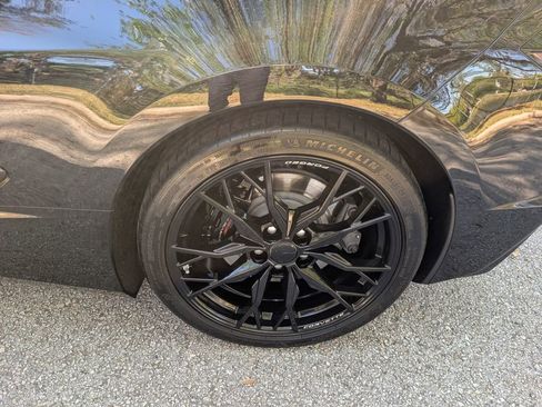 Used 2024 Chevrolet Corvette Stingray Convertible w/ Z51 Performance Package image 11