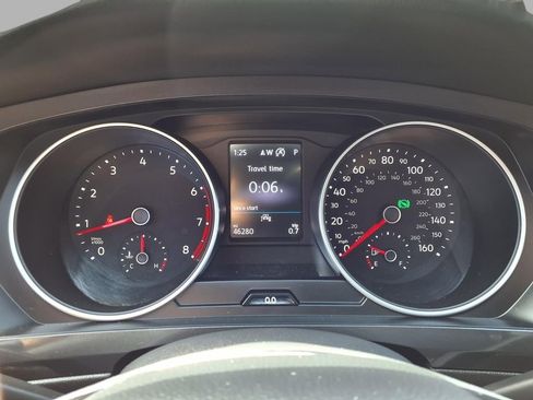 Used 2021 Volkswagen Tiguan SE R-Line AWD/4WD image 17
