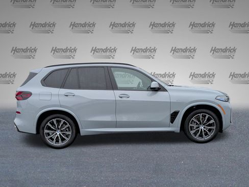Used 2025 BMW X5 xDrive40i image 6