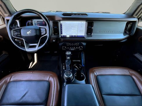 Used 2022 Ford Bronco Outer Banks AWD/4WD image 7