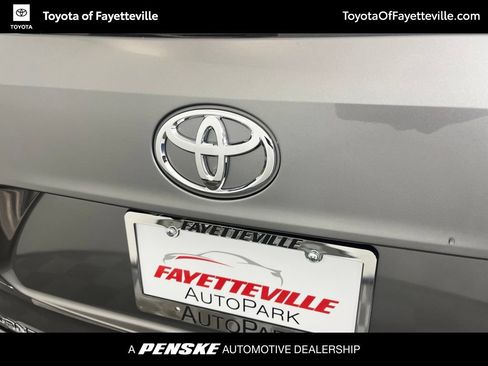 Used 2026 Toyota Highlander Platinum AWD/4WD image 21