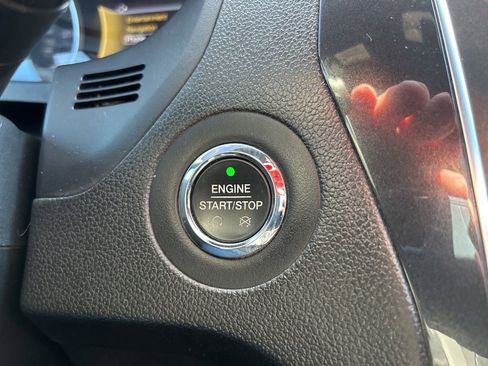 Used 2018 Ford Explorer Limited w/ Equipment Group 301A image 29