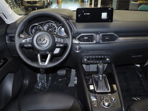 New 2025 MAZDA CX-5 AWD 2.5 S w/ Select Package image 6