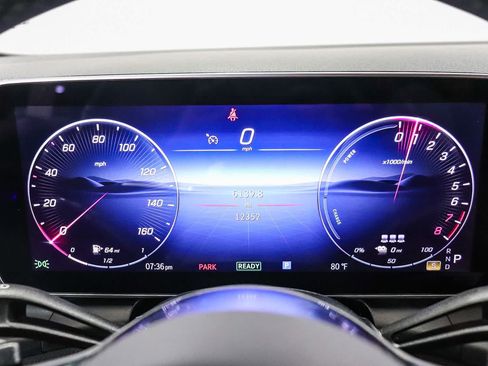 Used 2025 Mercedes-Benz GLC 350e 4MATIC image 24