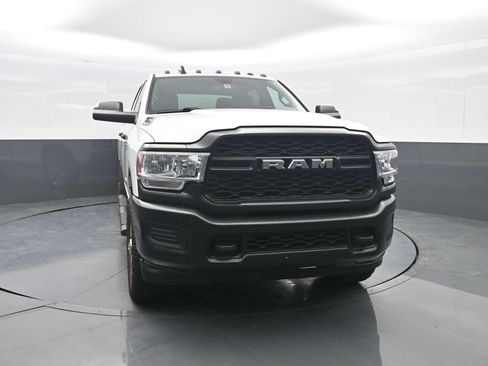 Used 2022 RAM 2500 Tradesman AWD/4WD image 2