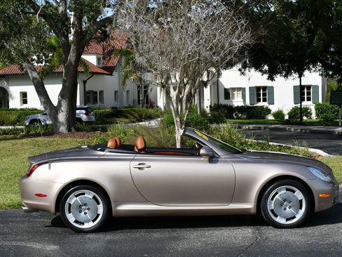 Used 2005 Lexus SC 430 Convertible image 42