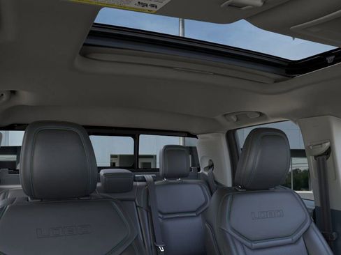 New 2026 Ford Maverick Lobo image 12