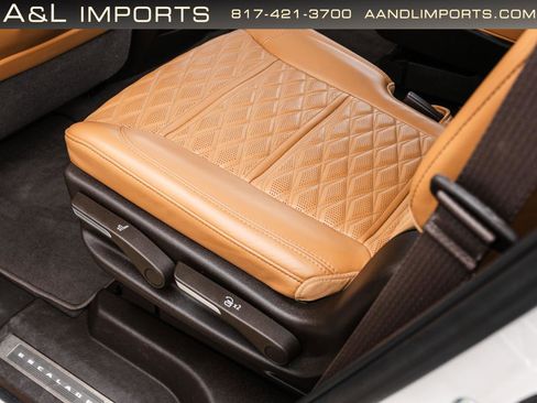 Used 2022 Cadillac Escalade Premium Luxury w/ Performance Package image 53