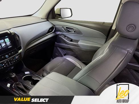 Used 2018 Chevrolet Traverse Premier image 25