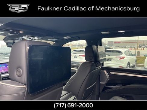 Used 2026 Cadillac Escalade V w/ LPO, ONYX Package image 17