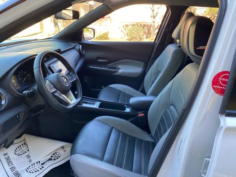 Used 2021 Nissan Kicks SR FWD image 31
