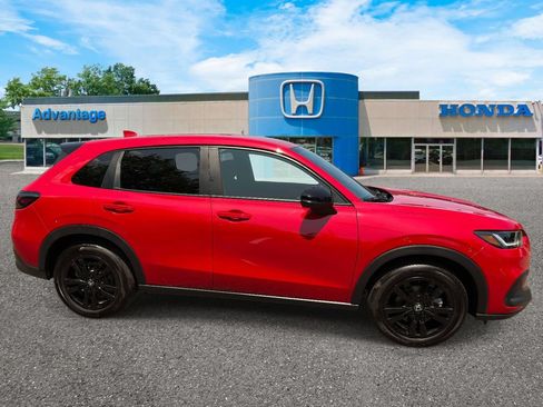 Certified 2026 Honda HR-V Sport image 3