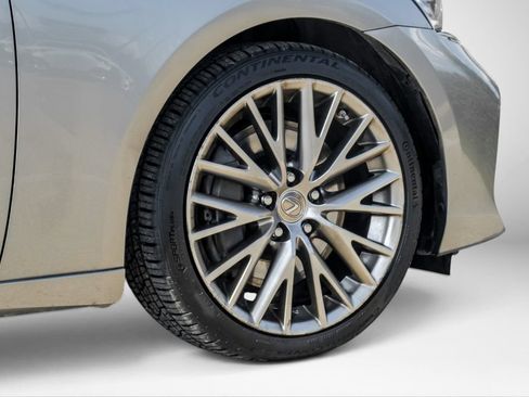 Used 2017 Lexus IS 200t RWD image 61