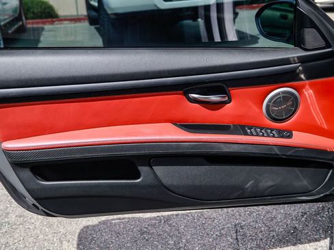 Used 2013 BMW M3 Convertible image 19