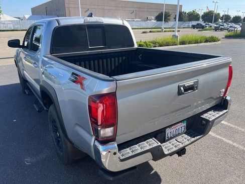 Used 2023 Toyota Tacoma SR5 RWD image 5