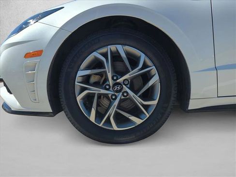 Used 2020 Hyundai Sonata SEL image 18