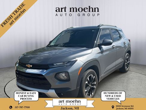 Used 2021 Chevrolet TrailBlazer LT w/ Premium Seating Package FWD image 1