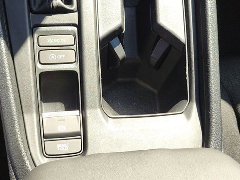 Certified 2025 Honda Accord SE image 31